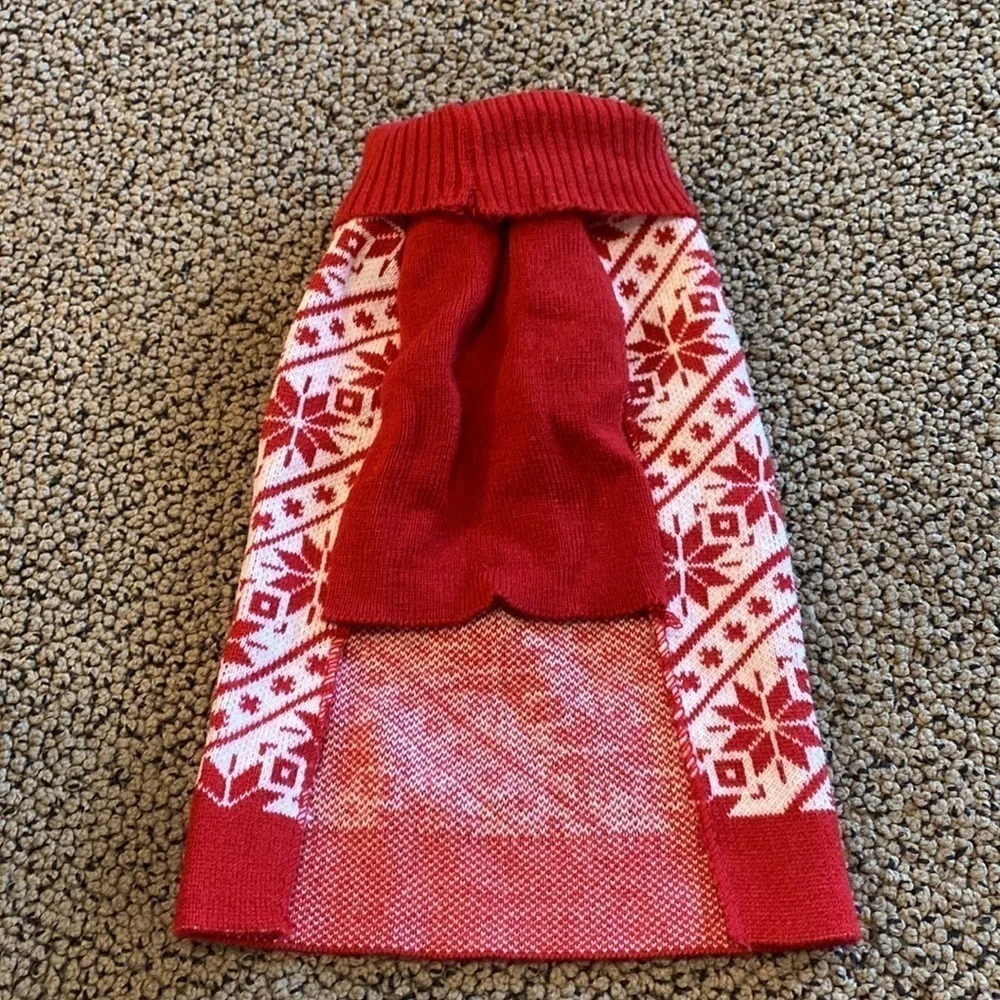 Dog Snowflake Turtleneck Sweater w/ Leash Holder Hole